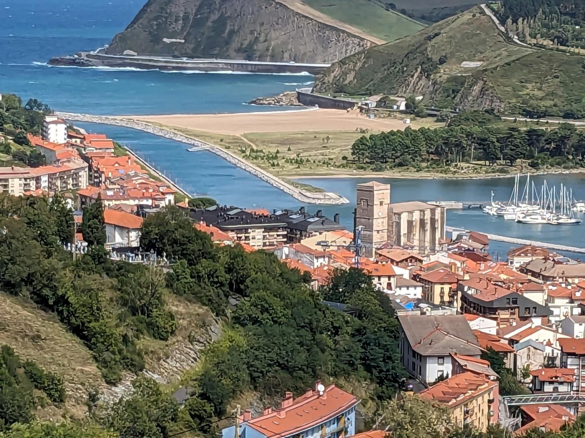 Zumaia Basque Alaiアパートメント エクステリア 写真